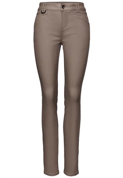 Slim Fit Coated Hose silk brown