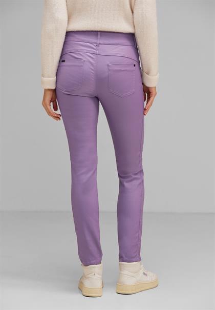 Slim Fit Hose mit Coating dusty lupine lilac