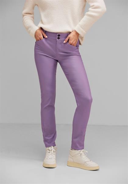 Slim Fit Hose mit Coating dusty lupine lilac