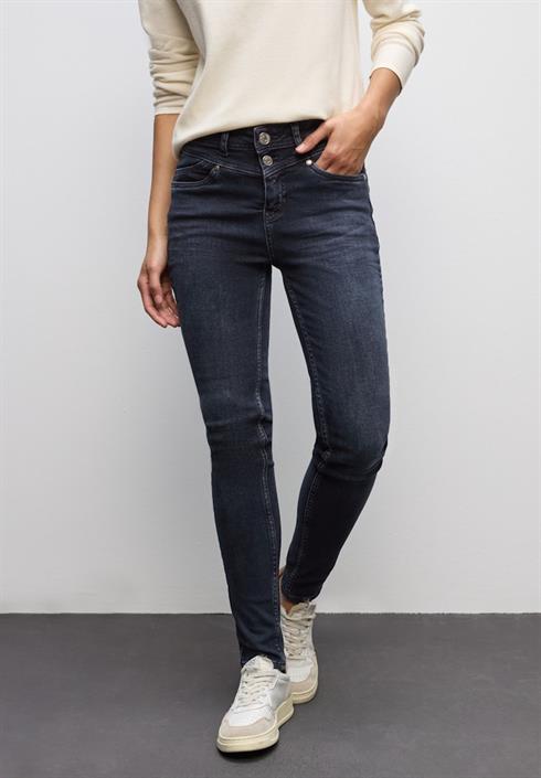 slim-fit-jeans-blue-black-washed