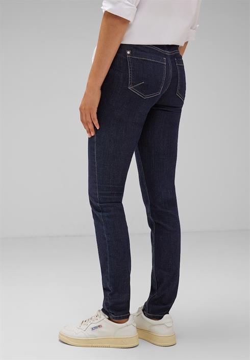 slim-fit-jeans-deep-indigo