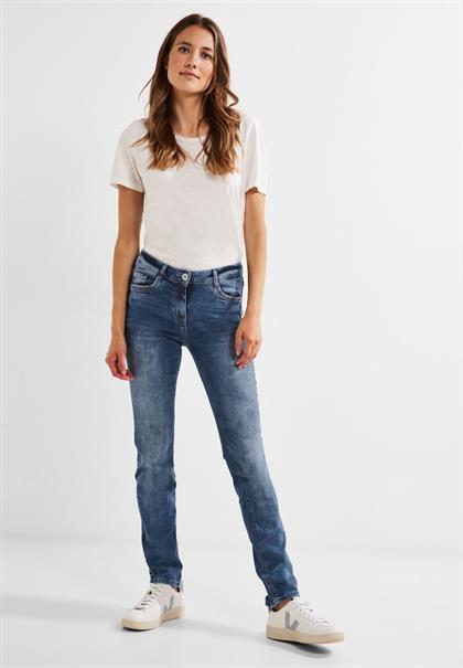 Slim Fit Jeans in Mittelblau mid blue wash