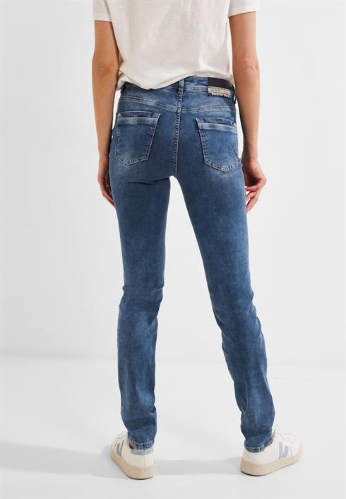 slim-fit-jeans-in-mittelblau-mid-blue-wash