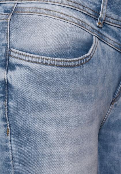 Slim Fit Jeans light blue random wash