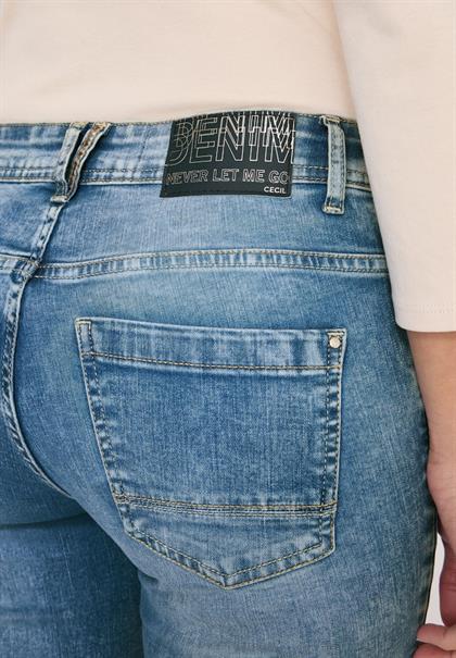 Slim Fit Jeans mit Detail authentic used wash