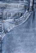 Slim Fit Jeansshorts mid blue used wash