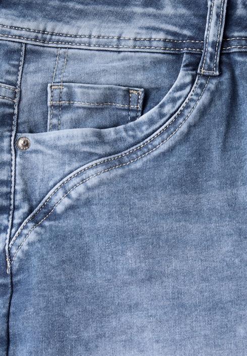 slim-fit-jeansshorts-mid-blue-used-wash