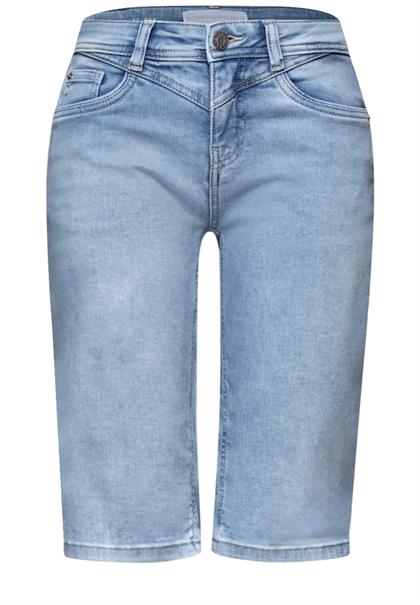 Slim Leg Bermuda mit Turn-Up-Detail light blue authentic wash