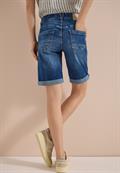 Slim Leg Jeansshorts im Casual Fit mid blue used wash