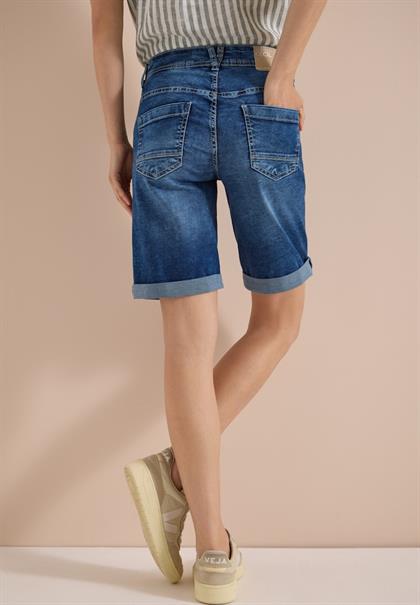 Slim Leg Jeansshorts im Casual Fit mid blue used wash
