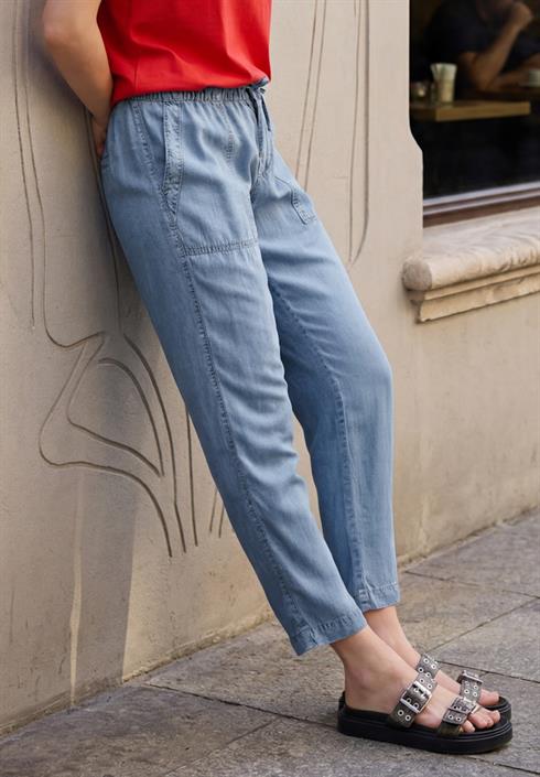 slim-leg-jogg-pants-im-loose-fit-light-blue-soft-wash