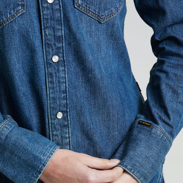 Slim Western shirt l\s wmn worn in windward