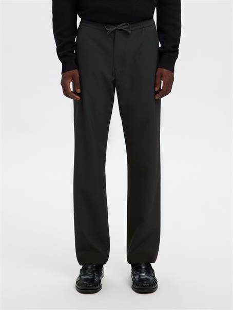 SLM196-STRAIGHT ROBERT STRING PANT NOOS black
