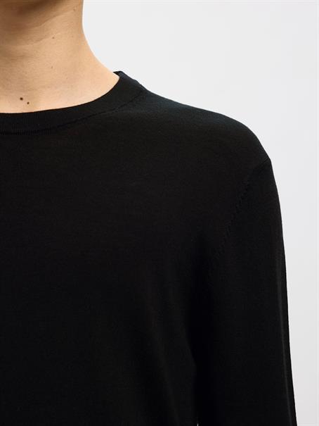 SLMTRAY LS KNIT MERINO CREW NECK NOOS black