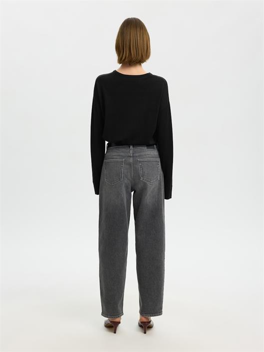 slwthea-ls-knit-merino-o-neck-noos-black