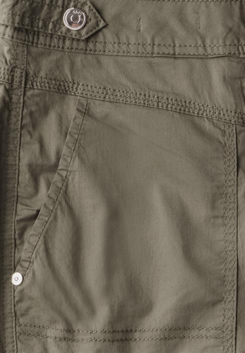 smoky-taupe