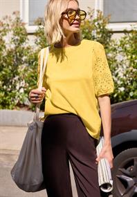 snap yellow