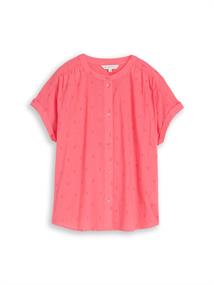soft coral pink