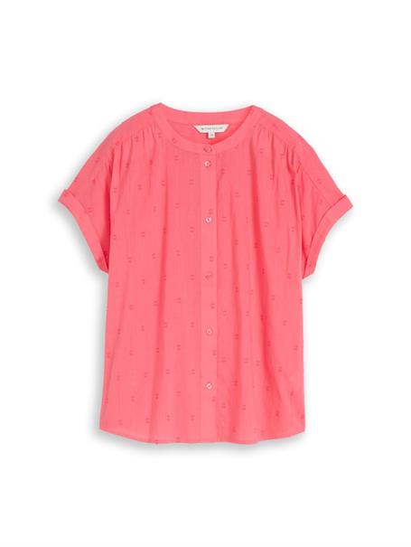 soft coral pink