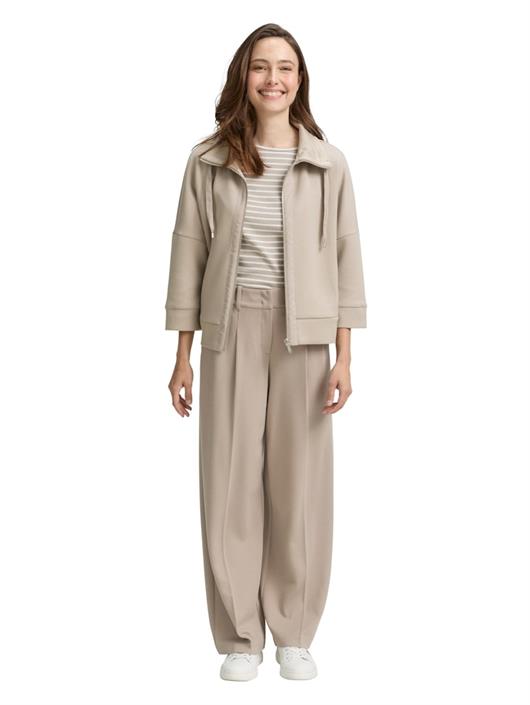 soft-taupe-grey