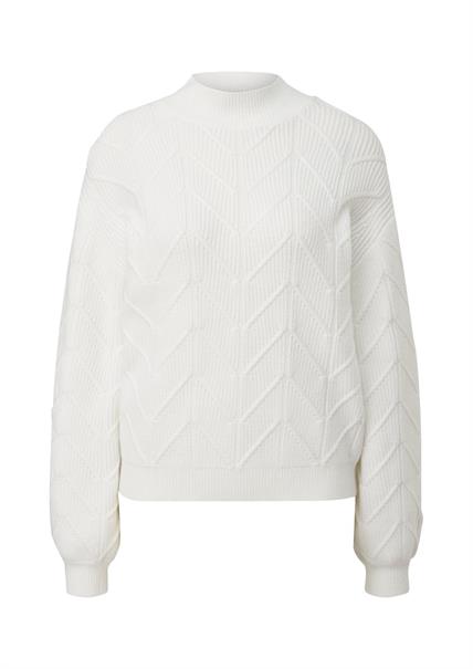 Softer Pullover mit Strickmuste weiß