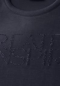 Softes Shirt mit Wording universal blue