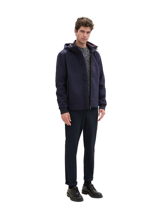 softshell-jacke-mit-kapuze-sky-captain-blue