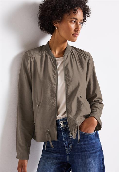 sommerlicher-blouson-dark-tumbled-beige