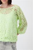 Spitzenshirt mit U Boot Ausschnitt pastell green