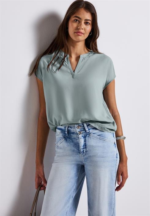 split-neck-bluse-in-unifarbe-arona-blue