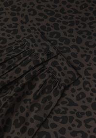 Split Neck Leo Bluse darkest brown