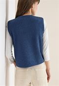 sporty denim blue