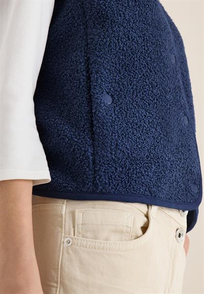 sporty denim blue