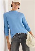 sporty light blue melange
