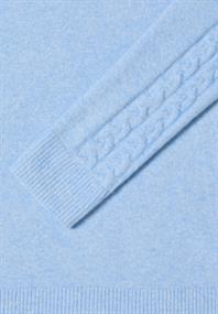 sporty light blue melange