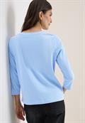 sporty light blue