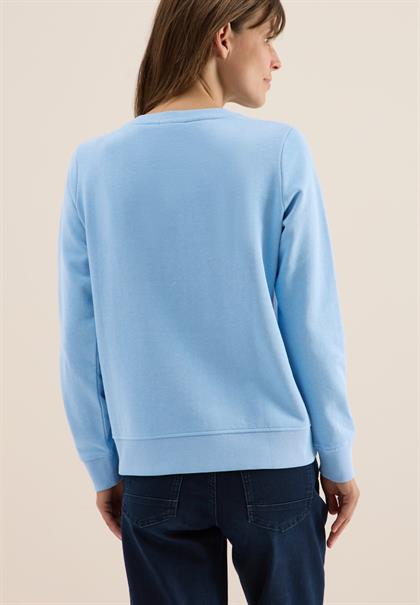 sporty light blue