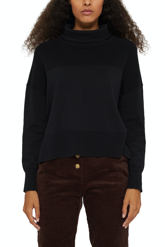 stehkragen-pullover-aus-organic-cotton-black