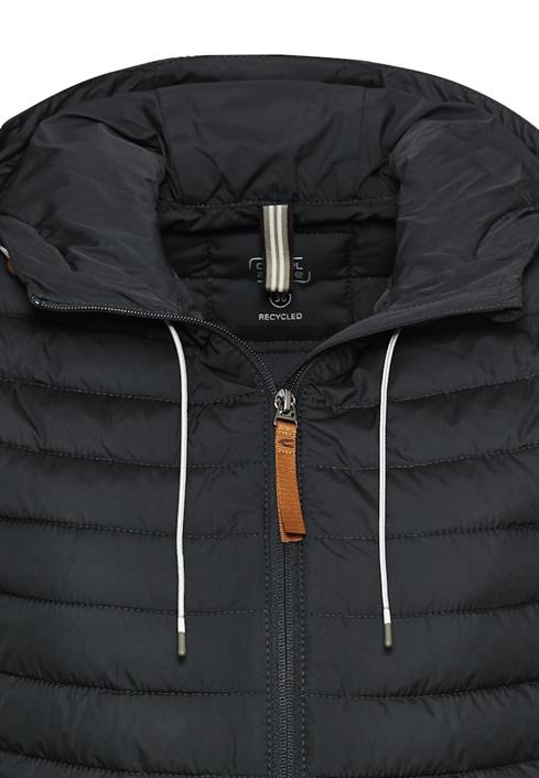steppjacke-aus-recyceltem-polyester-navy