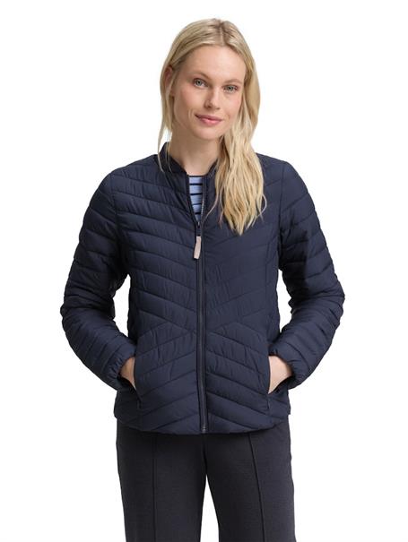 Steppjacke mit Bomberkragen sky captain blue
