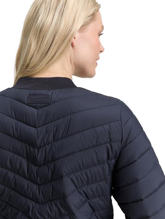 steppjacke-mit-bomberkragen-sky-captain-blue