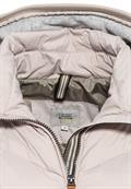 Steppmantel aus recyceltem Polyester almond