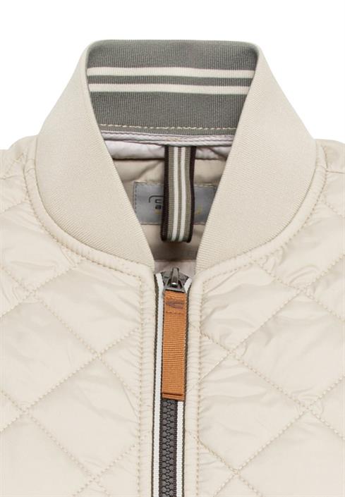 steppmantel-aus-recyceltem-polyester-light-sage