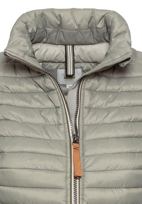 steppweste-aus-recyceltem-polyamid-sage