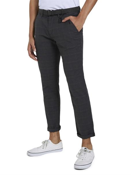 Straight Fit Chino Hose mit Gürtel grey brown check yarn dye