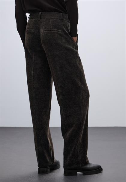 Straight Leg Cordhose darkest brown