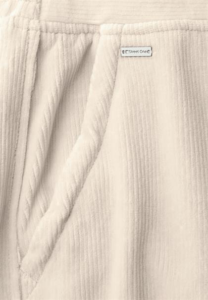 Straight Leg Cordhose malted beige