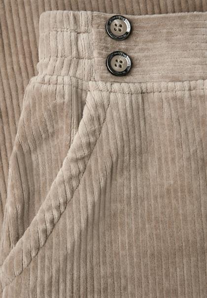 Straight Leg Cordhose tan brown