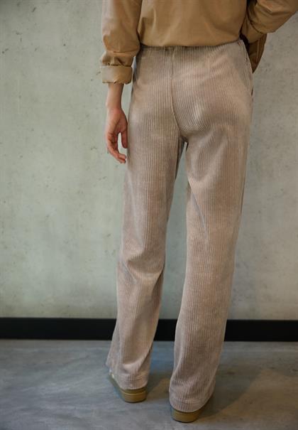 Straight Leg Cordhose tan brown