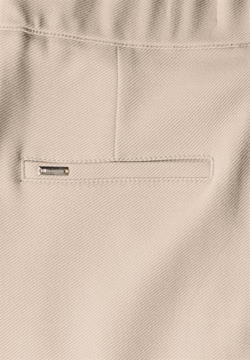 straight-leg-hose-barley-beige